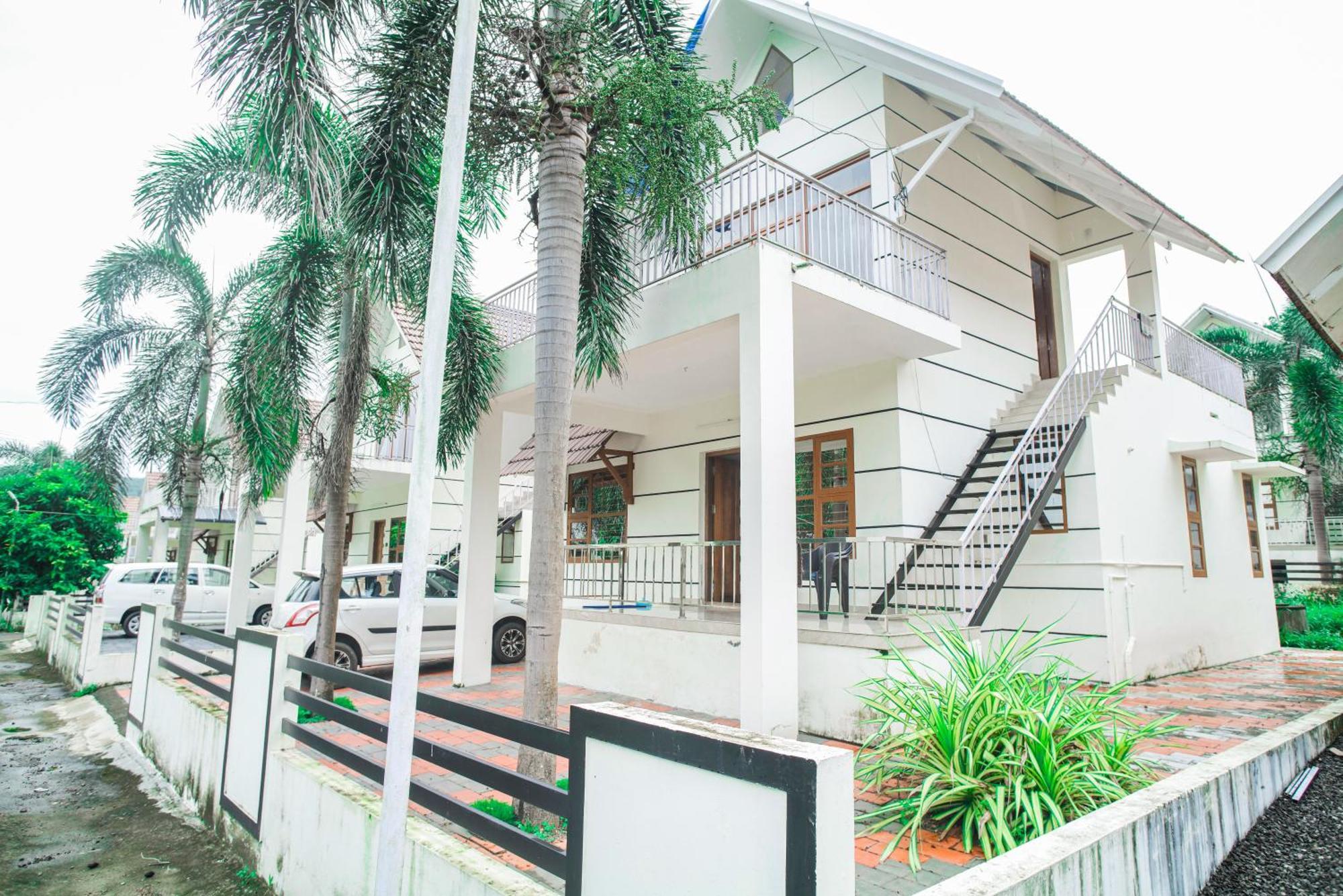 אטירפאלי Skyview Villa מראה חיצוני תמונה